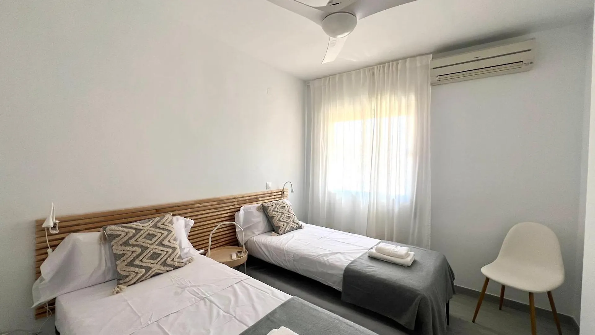 Los Boliches, Nuevo, 3D, Wifi, Aacc, Para 8 Fuengirola Spain